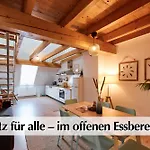 Appartamento Helle 72qm Maisonette Altbau Im Herzen Erfurts Mit Kingsize Bett, 45 Zoll Smart-tv, Nobilia Kueche, 150mbts Wlan - Nur Ein Kurzer Spaziergang Zur Kraemerbruecke - Kostenlose Parkplaetze In Laufentfernung - Ausgewaehlte Empfehlungen Fuer Erfur *