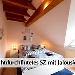 Appartamento Helle 72qm Maisonette Altbau Im Herzen Erfurts Mit Kingsize Bett, 45 Zoll Smart-tv, Nobilia Kueche, 150mbts Wlan - Nur Ein Kurzer Spaziergang Zur Kraemerbruecke - Kostenlose Parkplaetze In Laufentfernung - Ausgewaehlte Empfehlungen Fuer Erfur Erfurt