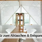 Helle 72qm Maisonette Altbau Im Herzen Erfurts Mit Kingsize Bett, 45 Zoll Smart-tv, Nobilia Kueche, 150mbts Wlan - Nur Ein Kurzer Spaziergang Zur Kraemerbruecke - Kostenlose Parkplaetze In Laufentfernung - Ausgewaehlte Empfehlungen Fuer Erfur *