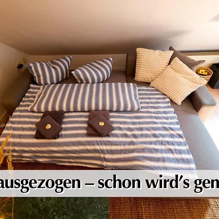 Helle 72qm Maisonette Altbau Im Herzen Erfurts Mit Kingsize Bett, 45 Zoll Smart-tv, Nobilia Kueche, 150mbts Wlan - Nur Ein Kurzer Spaziergang Zur Kraemerbruecke - Kostenlose Parkplaetze In Laufentfernung - Ausgewaehlte Empfehlungen Fuer Erfur Appartement